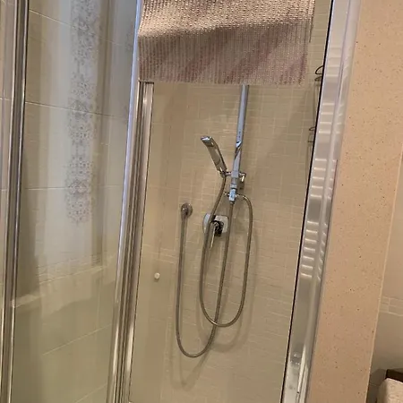 Aurora Delle Rose * Assise