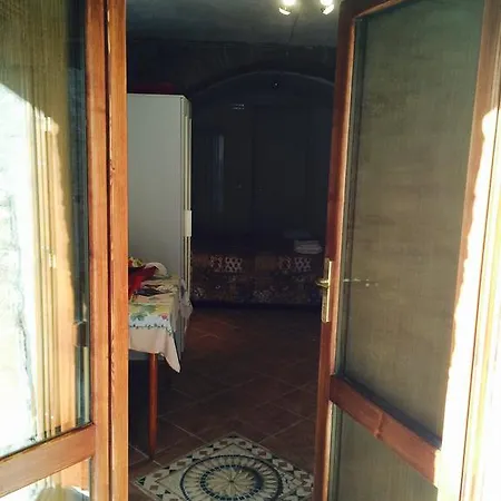 Aurora Delle Rose Daire Assisi