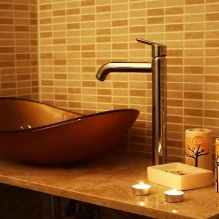 Apartman Aurora Delle Rose *