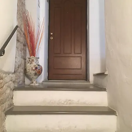 Aurora Delle Rose Apartman *