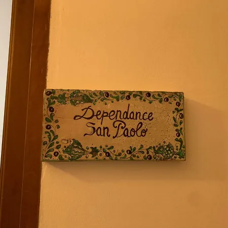 Aurora Delle Rose Assise