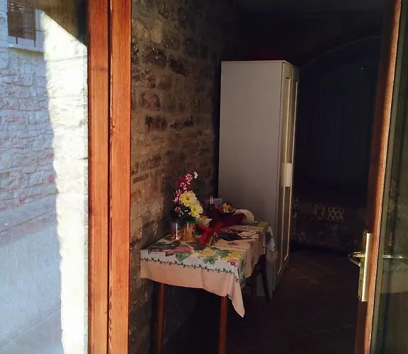 Aurora Delle Rose * Assisi